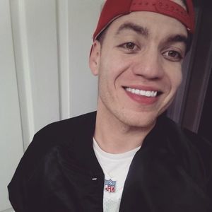 Meet your Posher, Carlos